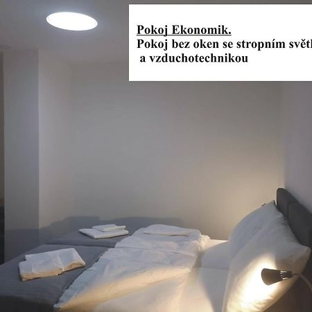 Penzion Don Třebíč Buitenkant foto